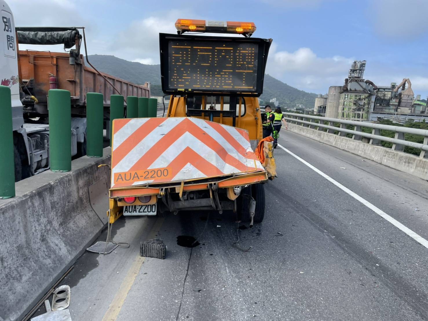 蘇花公路傳砂石車撞及施工車