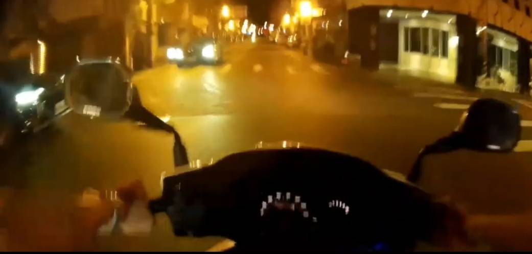 暖警開道協助民眾送醫