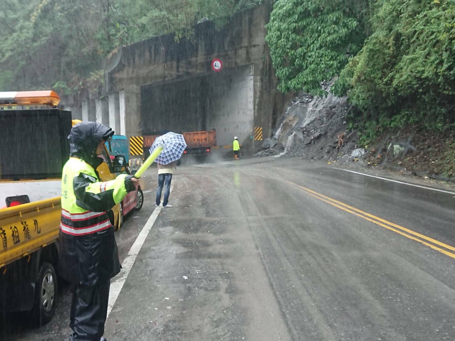 蘇花公路再度坍方蘇澳警方交管排除