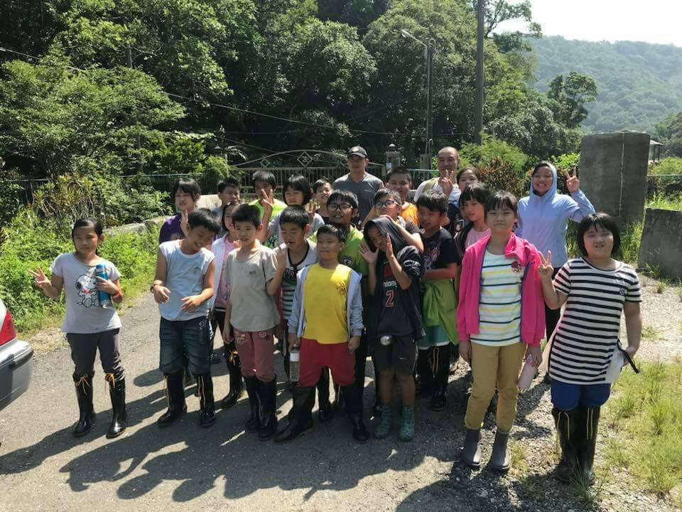台化龍德廠贊助經費給扶少團及永樂國小山野教育活動
