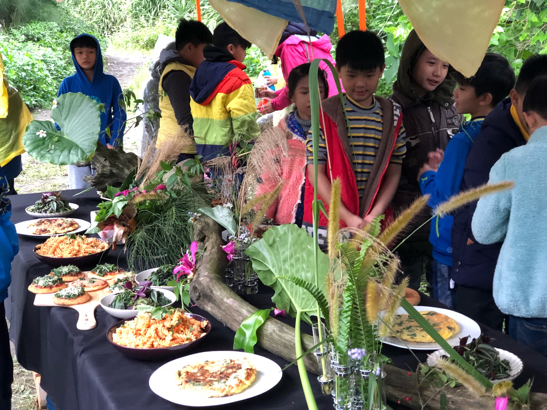 餐桌是成長的美好記憶 阿比野菜宴在岳明國小  