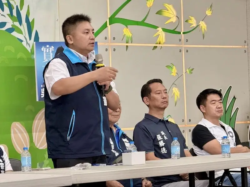 吳宗憲宜蘭市懇託會湧300人~全縣鐵路高架、產業招商成主軸