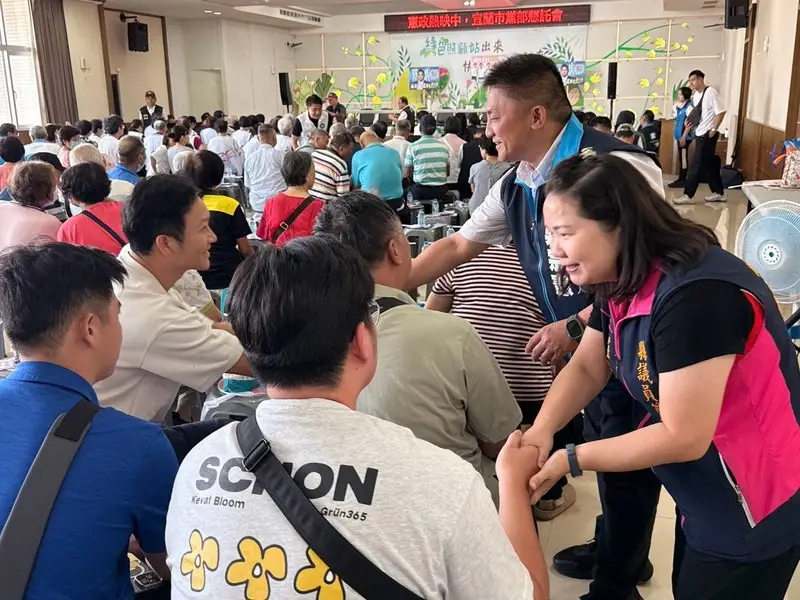 吳宗憲宜蘭市懇託會湧300人~全縣鐵路高架、產業招商成主軸
