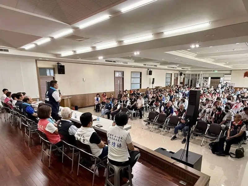 吳宗憲宜蘭市懇託會湧300人~全縣鐵路高架、產業招商成主軸