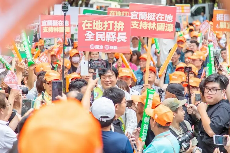 林國漳支持者揮旗力挺