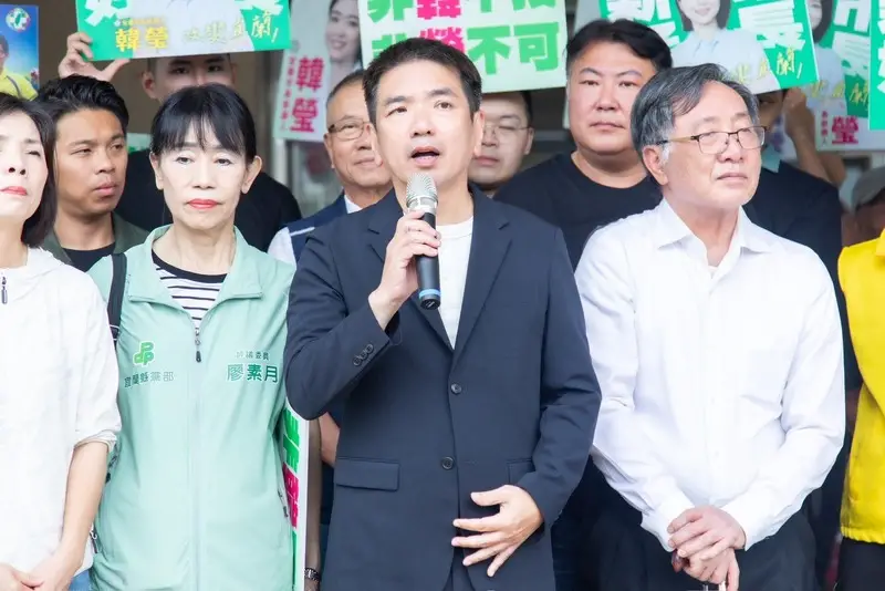 韓瑩完成宜蘭市長登記～喊「94要瑩」啟動宜蘭韓流