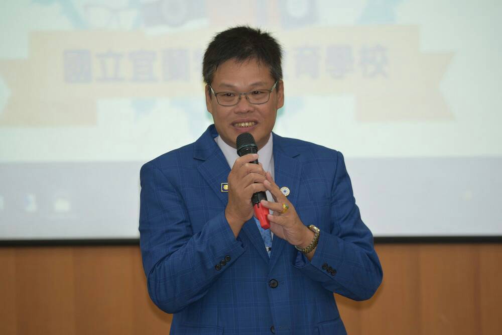 宜特特教生挑戰韓國校際交流 扶輪社愛心助圓夢