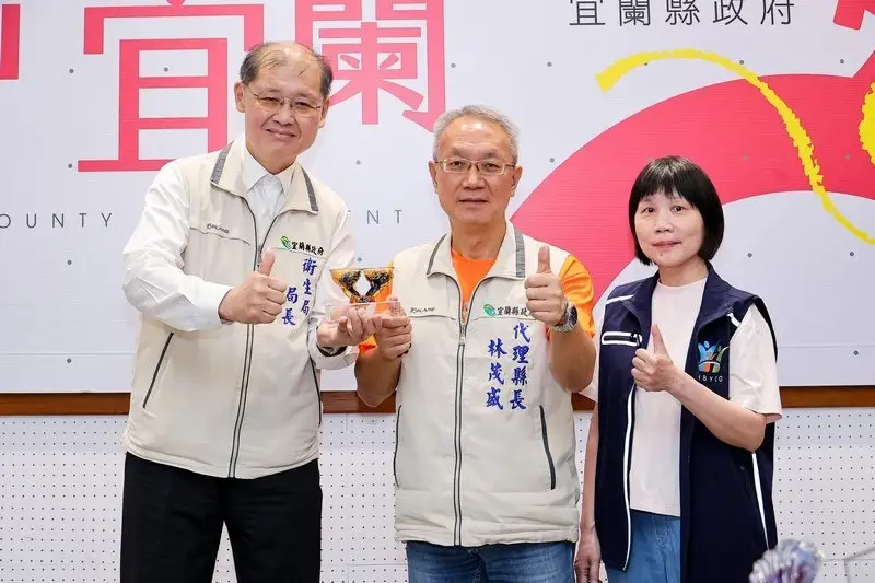 宜蘭縣衛生局獲獎人員合影