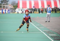 宜縣中小學滑輪溜冰賽 小一生跌倒爬起續奮戰精神可嘉【影音新聞】