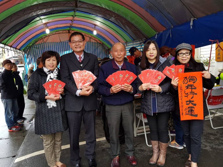 五結鄉民代表會邀請名家書春聯及發送紅包袋【影音新聞】