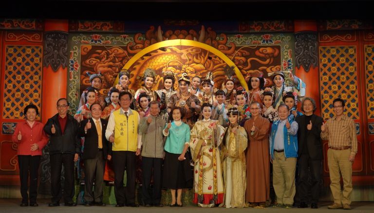 佛大藝術季   明華園總團為鄉親搬「乘願再來」大戲