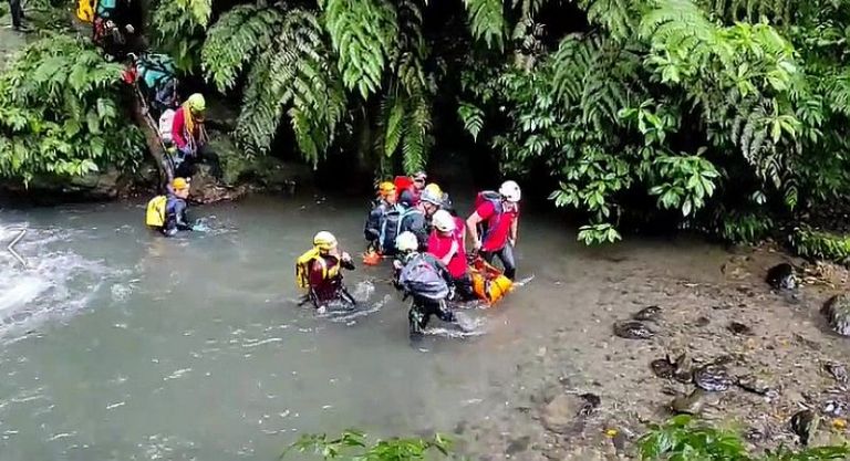 假日溯溪登山．1女子礁溪月眉坑受傷【影音新聞】