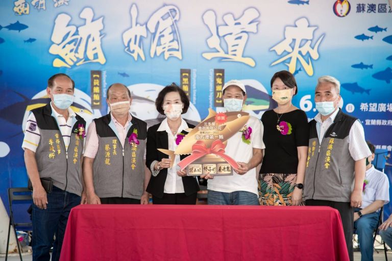 南方澳黑鮪魚新鮮端上桌 林姿妙台北希望廣場全力促銷