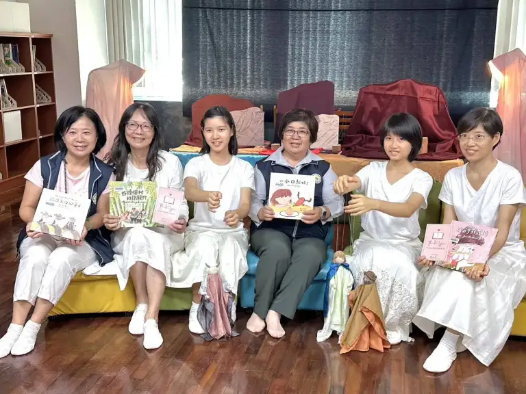 捐書代替門票 羅東鎮立圖書館舉辦懸絲偶劇體驗童話世界【影音新聞】