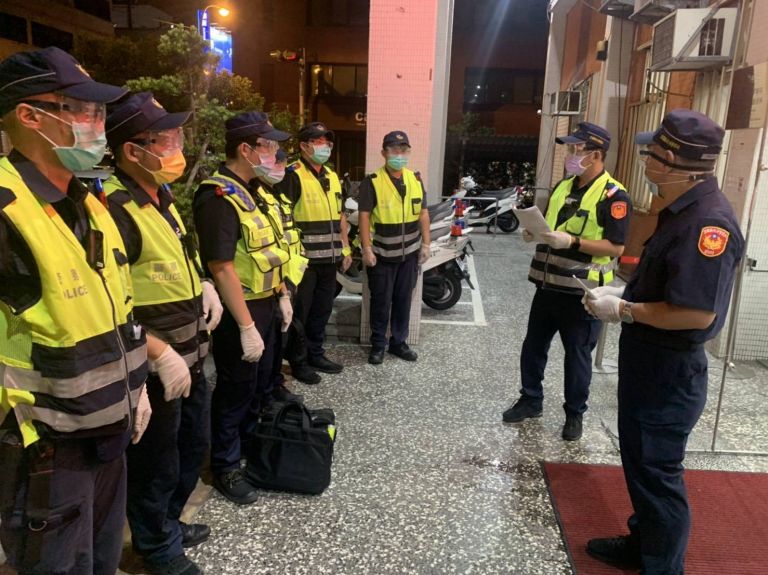 阻斷過度連結防群聚 羅東警方大規模臨檢旅宿及養生館【影音新聞】
