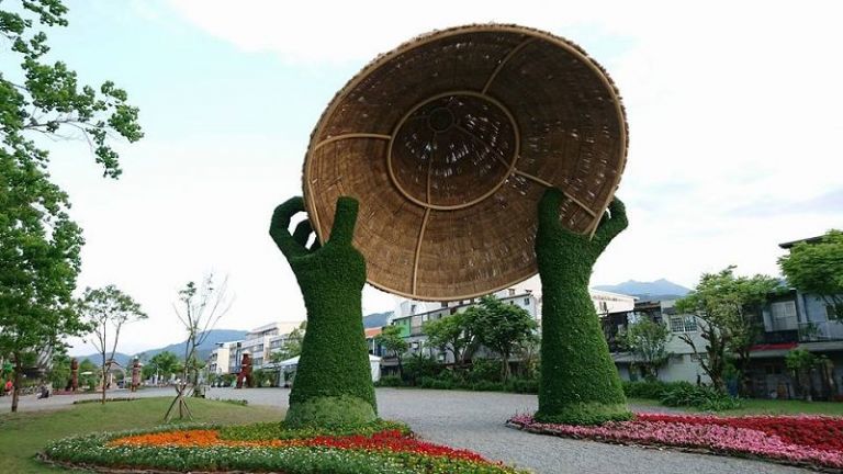 綠博裝置藝術作品 全由在地藝術家呂秉承操刀