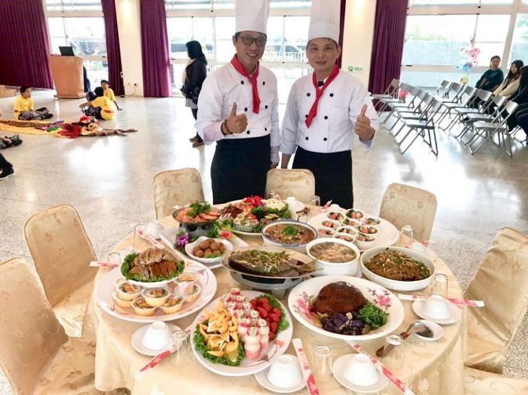 冬山鄉公所元宵節舉辦 千人團圓宴暨猜燈謎摸彩活動