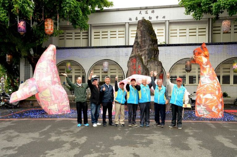 國際級鯨艷奇跡花燈 即日地在三星鄉福山寺展出