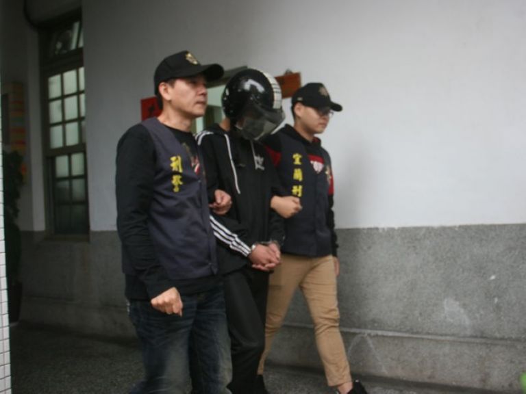 羅東警分局偵破五結頭城檳榔攤強盜案【影音新聞】