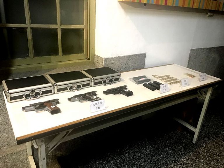羅東警分局破獲陳姓男子非法持有改造手槍及子彈【影音新聞】