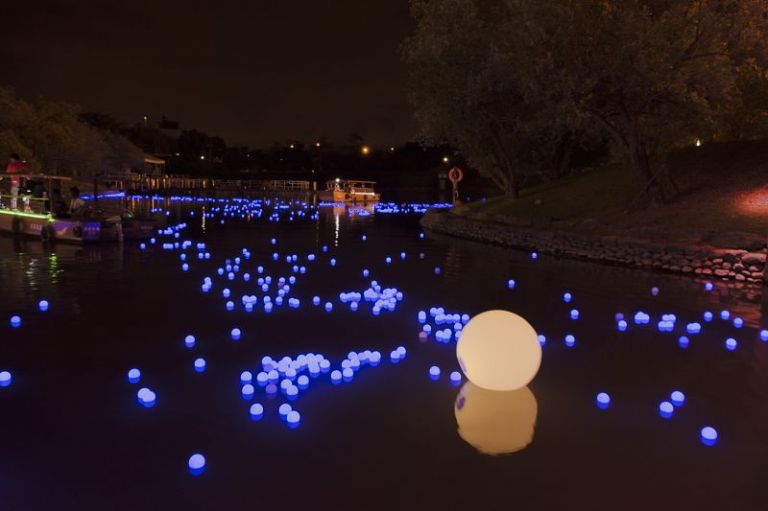 傳藝園區藍眼淚 七夕情人節重現浪漫唯美視覺
