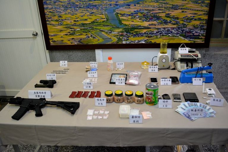 羅東警分局破獲販毒集團 起出長短槍大批毒咖啡包【影音新聞】