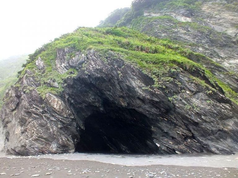 南澳海蝕洞沙灘發生3名民眾溺水事件