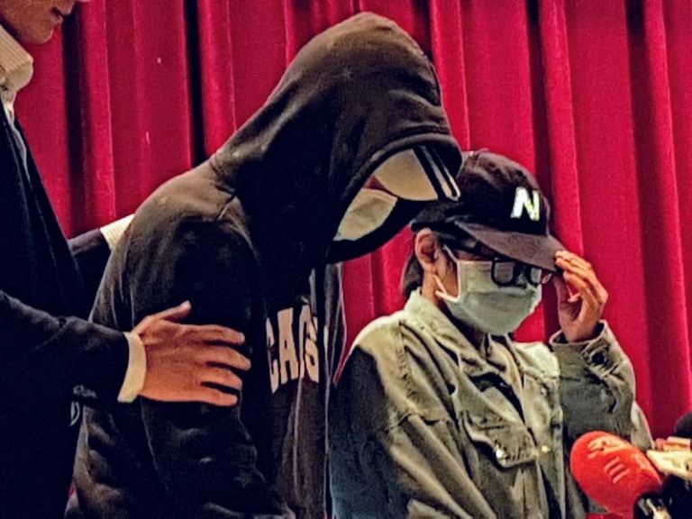 普悠瑪司機兒女代父鞠躬道歉 並發表4項聲明