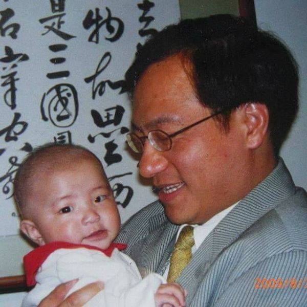 父親節讀完張建成「我的生小孩秘史」粉絲感動淚流滿面