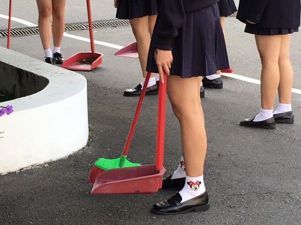 校園狼師性侵女  母狂叩電保貞操