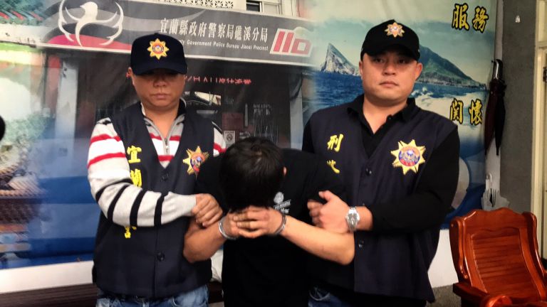 猖狂竊賊連五偷  遭追捕還開槍恫嚇【影音新聞】
