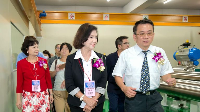 宜科第一家外商開幕．年底前還有四家開工