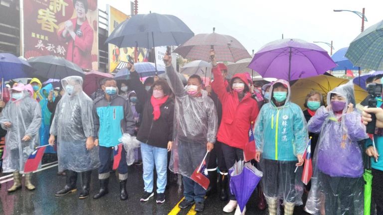 風雨生信心 近二千民眾參加羅東鎮元旦升旗典禮暨健走【影音新聞】