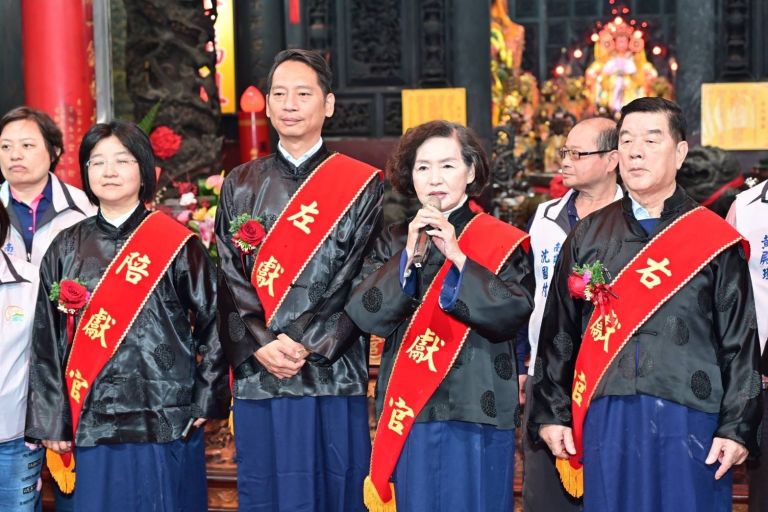 循古禮進行送神-筅黗祭儀 林姿妙縣長抵蘇澳南天宮除舊祈福