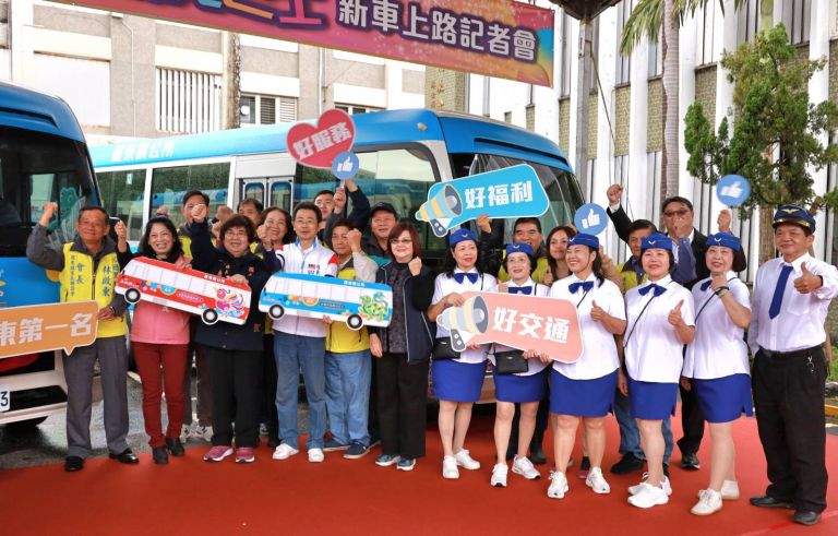 免費觀光巴士新車上路 羅東鎮公所添購環保中型巴士【影音新聞】