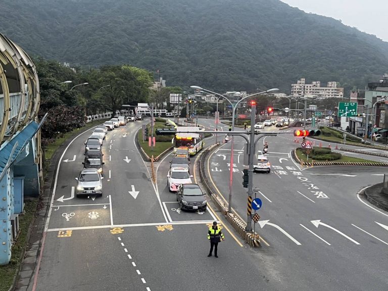 蘇花路廊車流多 務請耐心等候聽從交管指揮【影音新聞】