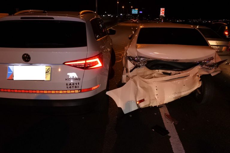 四車追撞釀二傷 國五北上頭城段昨夜堵塞近一小時