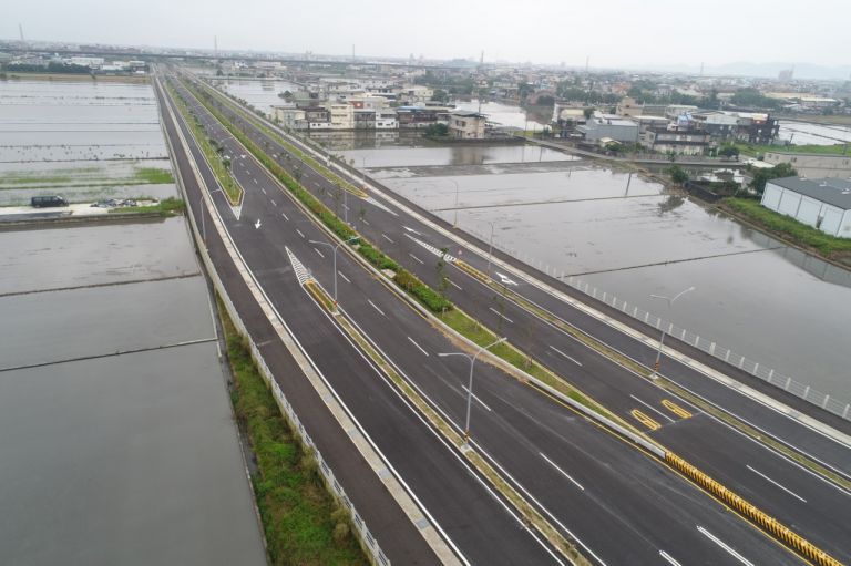 二結聯絡道都外段 今起開放雙向單線通車