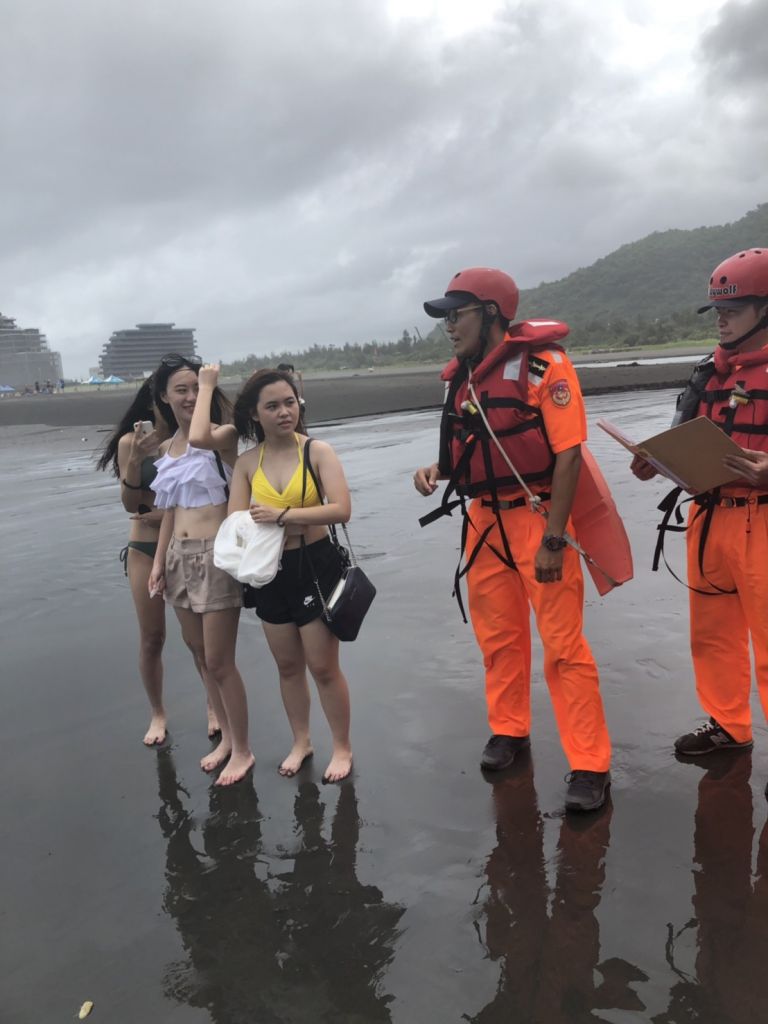 丹娜絲颱風步近 宜蘭沿海偶有長浪 遊客請止步