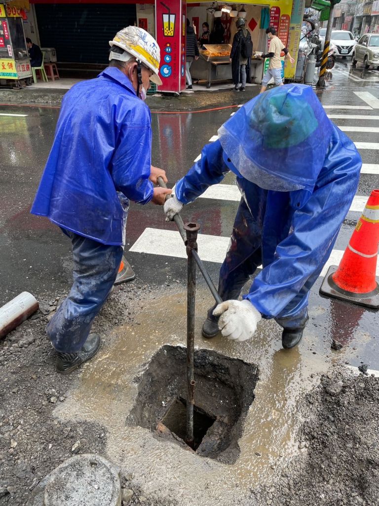 地下管段漏水 宜蘭市17里停水至傍晚
