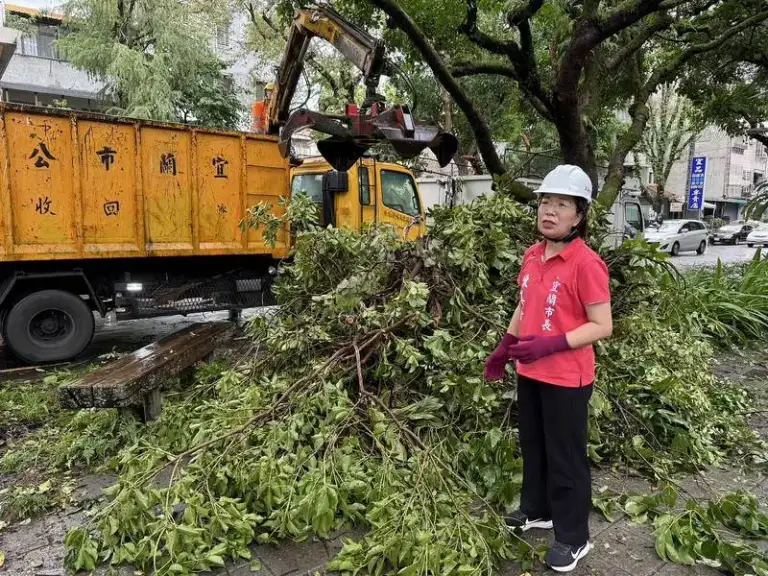 康芮颱風遠颺～宜蘭市總動員恢復市容