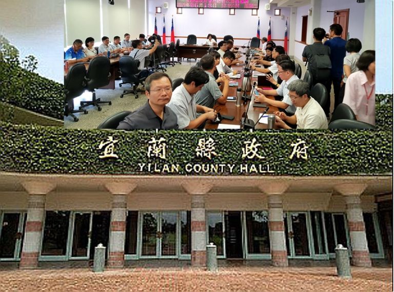記者趙奇濤 專題報導 宜蘭縣政府人事調動案 經葛瑪蘭新聞 網獨家披露後 隨即有多方的政治力介入 有的是推荐人選 有的是希望 維持現狀 以致原本預期6月25日會在縣 務會議宣布的人事案 臨時喊卡 暫時踩煞車 俾作更適當的調整