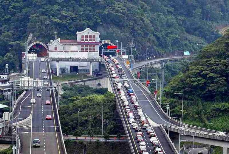 為促進產業發展　陳金德建議雪隧特定時段行駛大卡車
