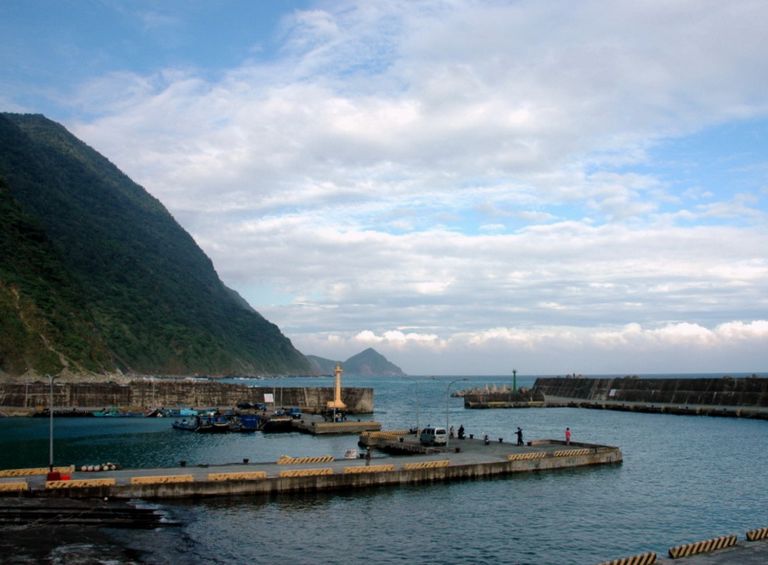 南澳朝陽漁港傳出釣客掉落海域    消防局已派員前往搶救