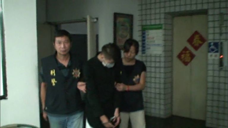 妙齡女子當收簿手    當場遭警方逮捕【影音新聞】
