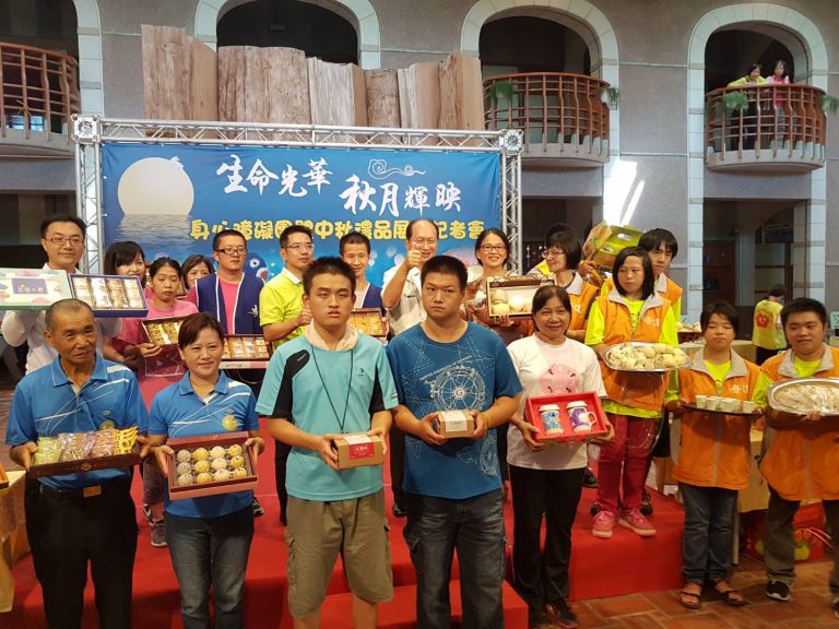 身障朋友中秋月餅        邀請民眾愛心訂購【影音新聞】