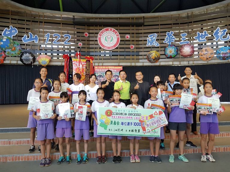 宜蘭囝仔熊讚 ! 中山國小女童勇奪全國躲避球冠軍