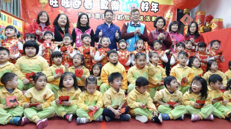 旺年迎新春  幼兒開心辦年貨