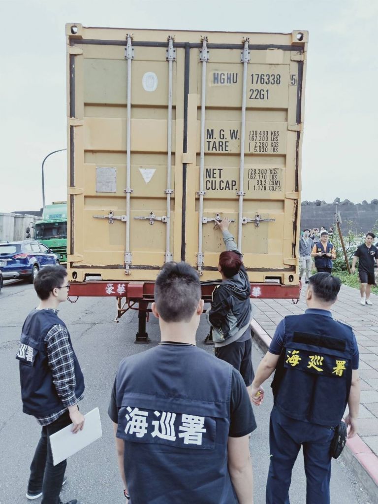 海巡署清明連假無假期    成功查獲億元私菸