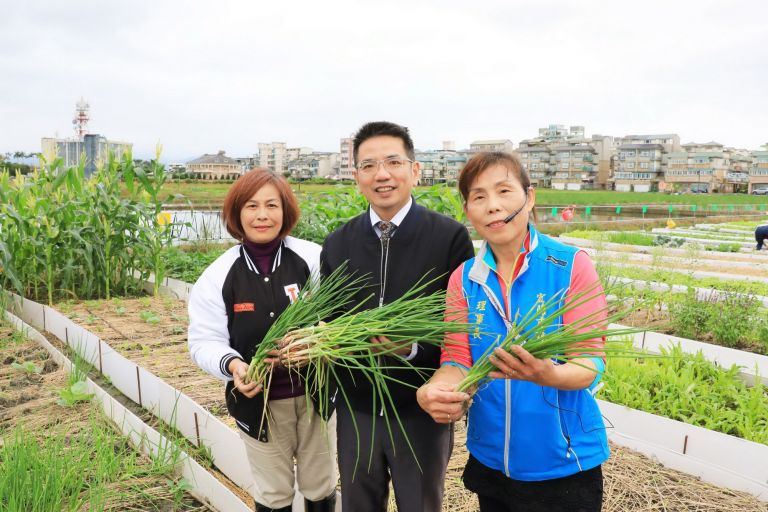 建構友善農場    宜蘭市延平社區開心收成